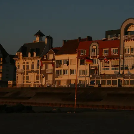 Trémail - La Au Pied De Votre