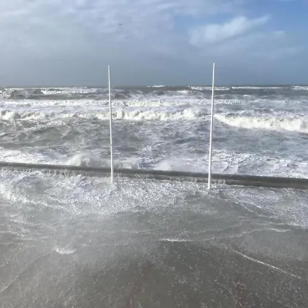 Trémail - La Au Pied De Votre 3* Wimereux