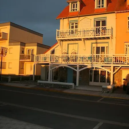 Tremail - La Au Pied De Votre 3* Wimereux